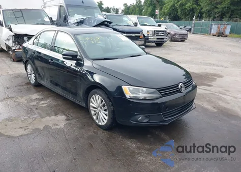 2011 Volkswagen Jetta 2.5L Sel из США, поврежденный, VIN 3VWLX7AJ8BM328613